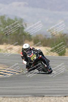 media/Oct-02-2025-Racers Edge (Thu) [[2c91cb6ab3]]/2-A Group/Session 3-Turn 7 (1130am)/